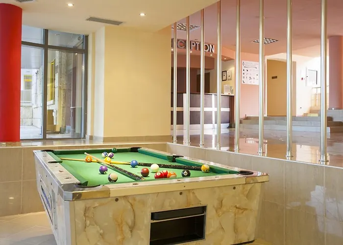 Hotel Strandzha - Free Parking