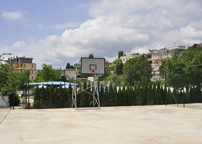 Strandzha - Free Parking 酒店